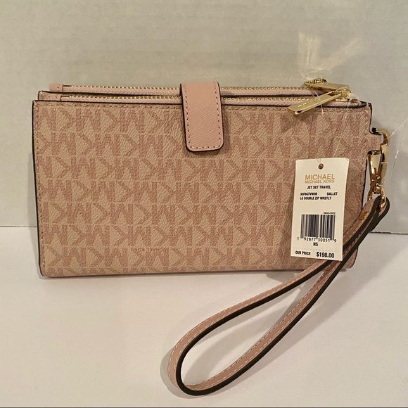 Michael Kors - Double Zip Wallet - Ballet Pink - Picture 4 of 9